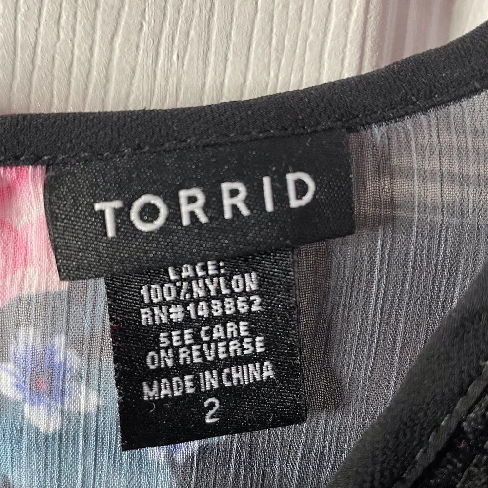 Torrid Floral and Butterfly Babydoll Top - Picture 6 of 14